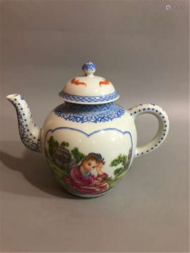 A Yangcai Teapot Qing Dynasty