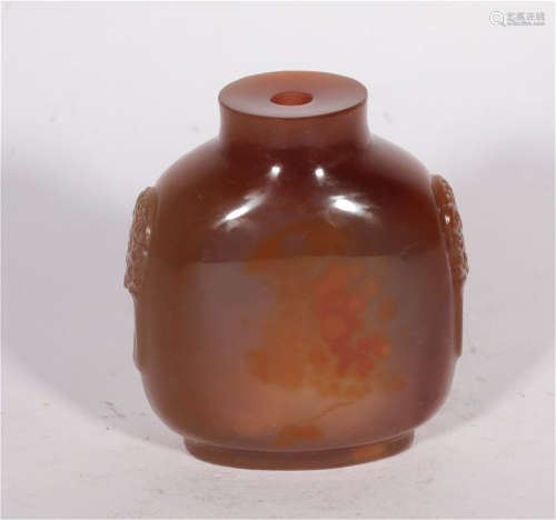 An Agate Snuff Bottle Qing Dynasty