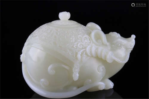 A White Jade Rat Qing Dynasty