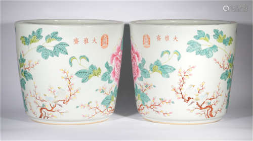 Pair Famille Rose Flowerpots of Qing Dynasty Guang Xu Period