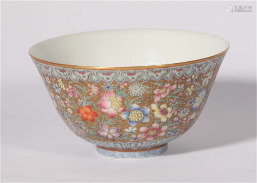 A Famille Rose Gilt Floral Bowl of Qing Dynasty