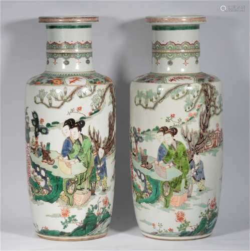 Pair Famille Verte Vases ofQing Dynasty