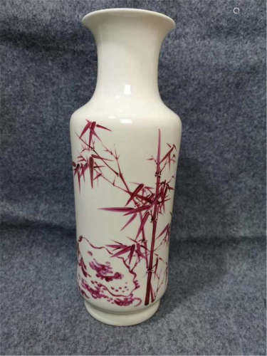 A Pink Enameled Vase of Qing Dynasty
