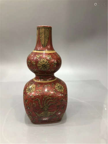 A Famille Verte Biscuit Gourd Shaped Vase Ming Dynasty