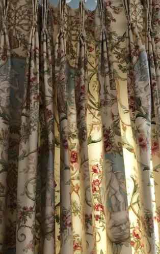 2 Pairs Toile Putti Themed Lined Curtain Panels