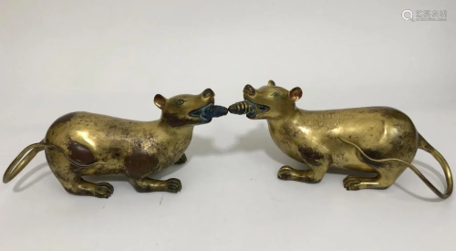 Two Chinese Gilt Bronze Mouse