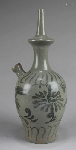 Chinese Porcelain Ewer