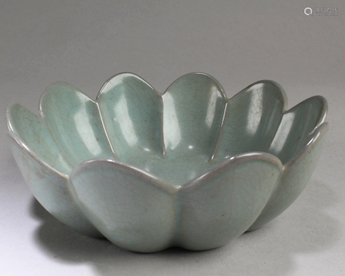 Chinese Porcelain Bowl