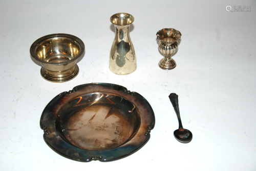 n.5 oggetti vari in argento