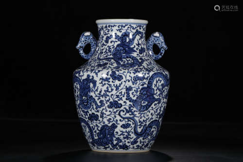 A Chinese Blue and White  Porcelain Double-eared Vase