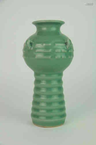 A Chinese Porcelain Vase