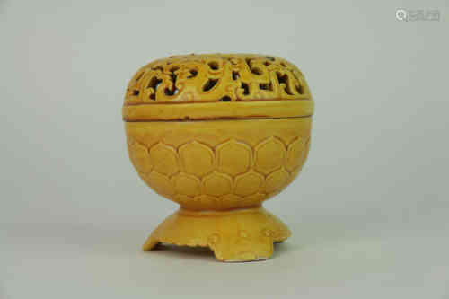 A Chinese Yellow Glazed Porcelain Incense Burner