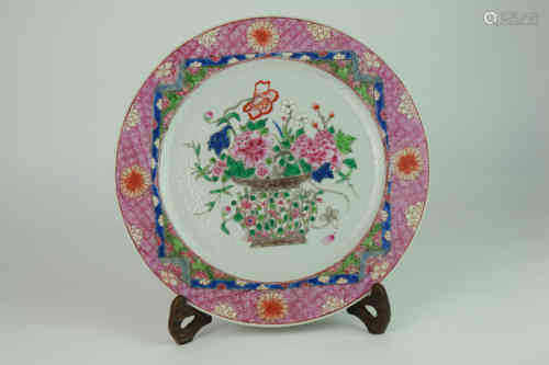 A Chinese Famille Rose Floral Porcelain Plate