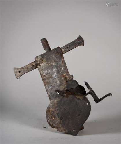 Serrure ancienne en fer forgé avec sa clef