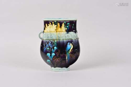 Théodore DECK (1823 1891) Vase en céramique à anse…