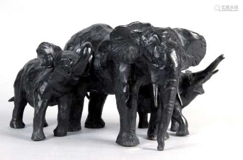 JORGE BORRAS NE EN 1952. Eléphante et ses éléphant…