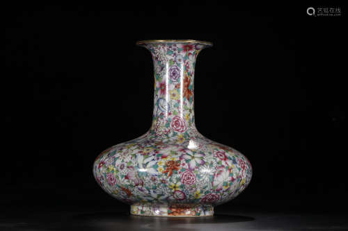 A Chinese Famille Rose Gilt Porcelain Flat-bellied Vase