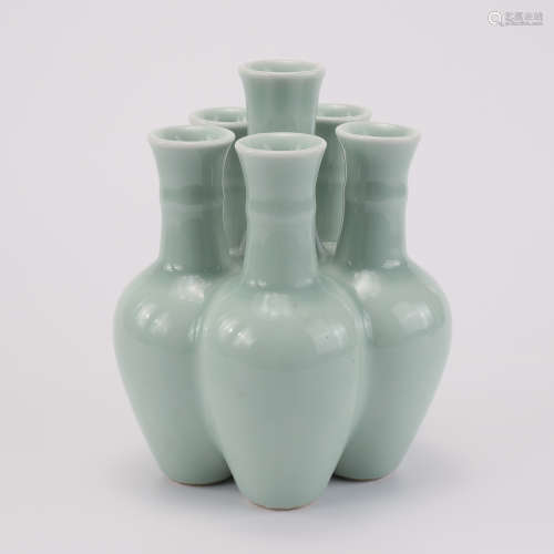 A Celadon Glazed Five-Spouted Vase
