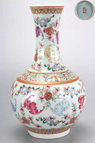 A Famille Rose Longevity Decorative Vase