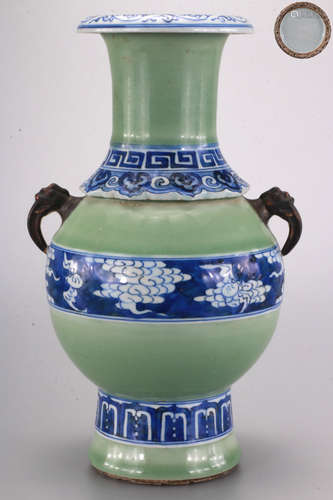 An Under Glaze Blue and Celadon Glazed Zun Vase