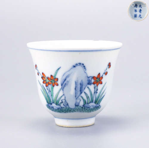 A Doucai Glazed Floral Cup