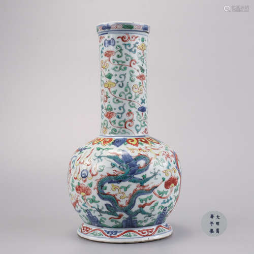 A Famille Verte Dragons Longneck Vase