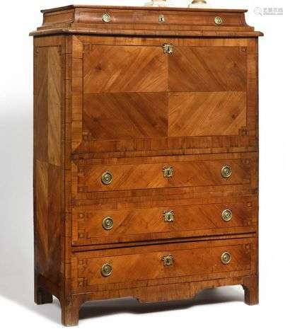 Fruitwood and marquetry secretary with a shower, opening with four drawers and a flap revealing twelve drawers and three compartments.  Northern Europe, end of the 18th century Height : 147 cm , Width : 82 cm , Depth : 53 cm