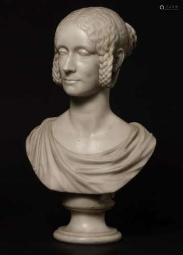 White marble bust of a woman in the taste of Antiquity, resting on a pedestal, signed on the reverse V° Consani F 1845. Italy, circa 1845. H : 60 cm Vincenzo Consani (1818-1888) must be considered as one of the best representative of the school of Antonio Canova in the nineteenth century in Italy. His masterpiece entitled 