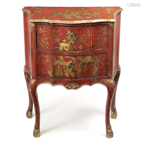 Red lacquered wooden dresser Italy, 19th century