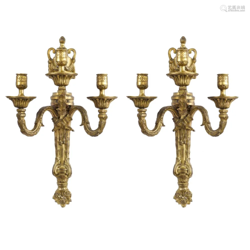 A pair of three lights gilt bronze appliques