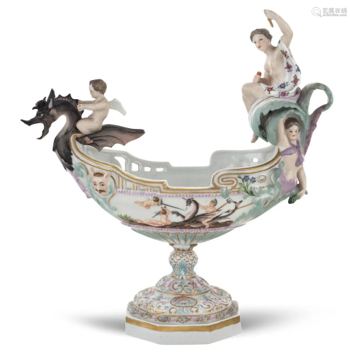 Porcelain centerpiece France, 19th-20th century