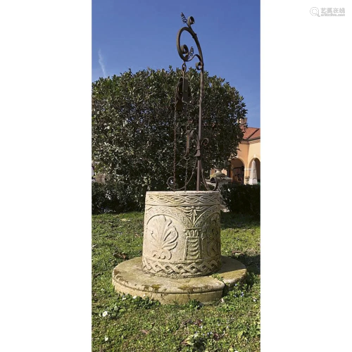 Stone well Italy, 19th-20th century 190x92x92 cm.