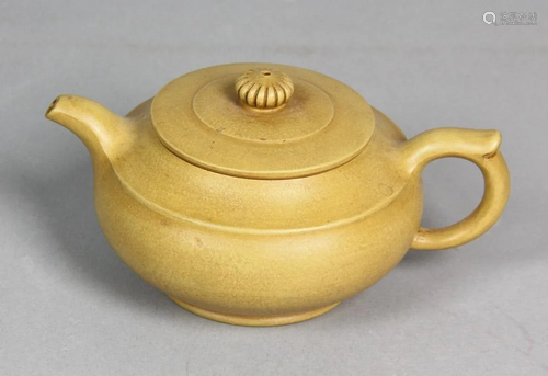 Chinese Yixing Pottery Teapot