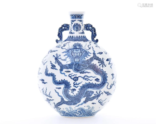 Very Fine Large Chinese Dragon Vase