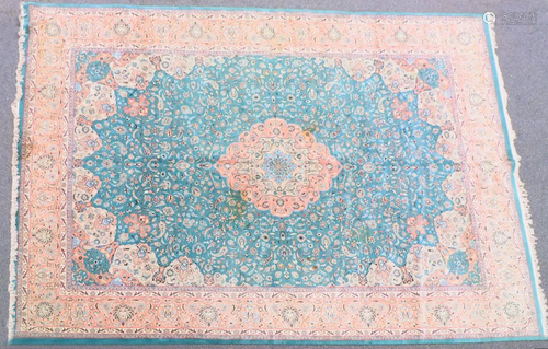 Fine Indo Tabriz Rug