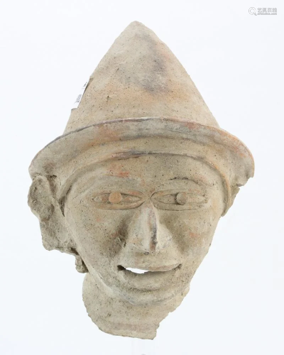 Pre-Columbian Head on Stand