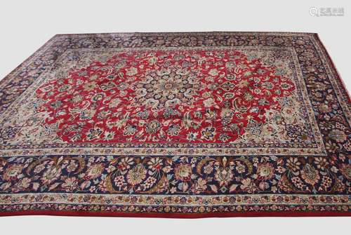 Good quality Najaf Abad carpet, 3.25 x 2.7m