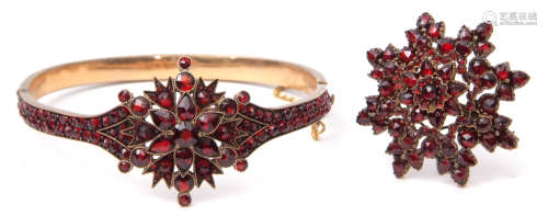 Mixed Lot: Victorian Bohemian garnet bracelet, the starburst design applied to a hinged garnet set