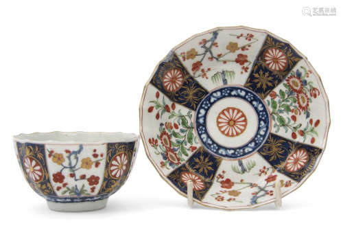 18th century Worcester tea bowl and saucer decorated in polychrome with the Rich Queens pattern,