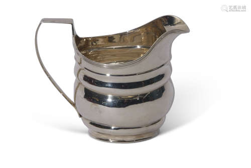 Georgian cream/milk jug, London 1825, probably Thomas James (mark rubbed), weight 128g