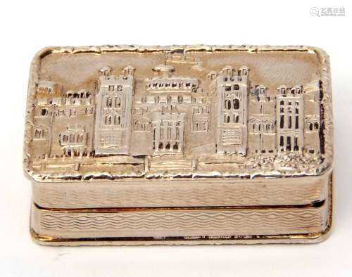 Castle top pill box with gilded interior (Windsor), London 1967, S J Rose & Son, weight 33g