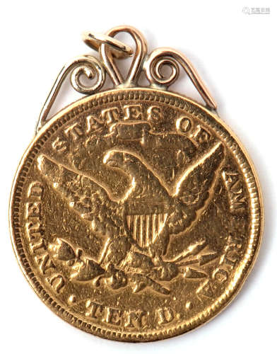 Liberty $10 gold coin dated 1880, the top applied with a scroll pendant mount, gross weight 17.1g