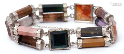 Antique Scottish agate bracelet, the links alternating between squares and batons, framed and capped