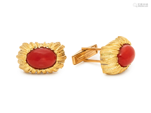 YELLOW GOLD AND CORAL CUFFLINKS