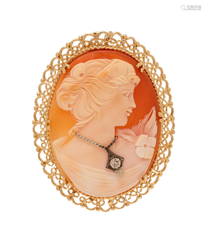 CAMEO AND DIAMOND PENDANT/BROOCH