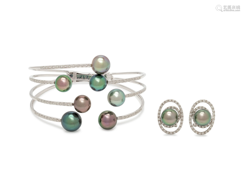 CULTURED TAHITIAN PEARL AND DIAMOND SET