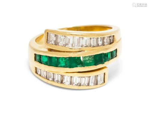 EMERALD AND DIAMOND RING