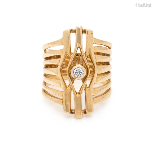 YELLOW GOLD AND DIAMOND RING