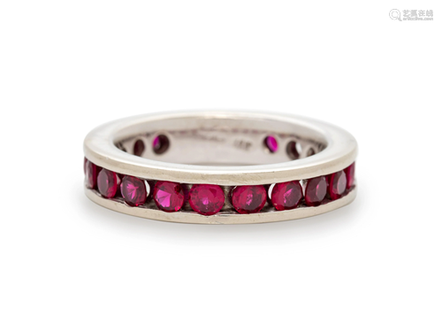 WHITE GOLD AND SYNTHETIC RUBY RING