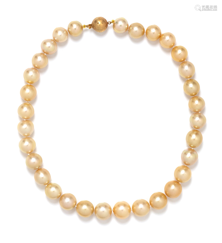 CULTURED PEARL NECKLACE